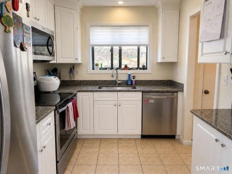 3 Tamarack Lane Woodbury CT 06798