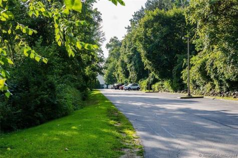 527 West Thames Street Norwich CT 06360