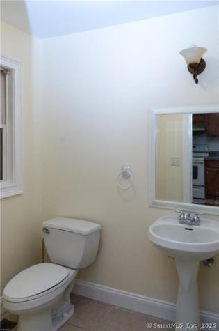 527 West Thames Street Norwich CT 06360