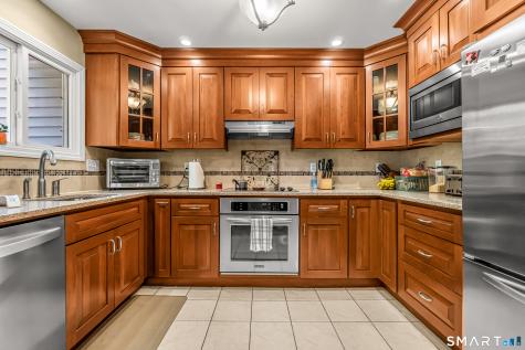 703 Golf Drive East Haven CT 06512
