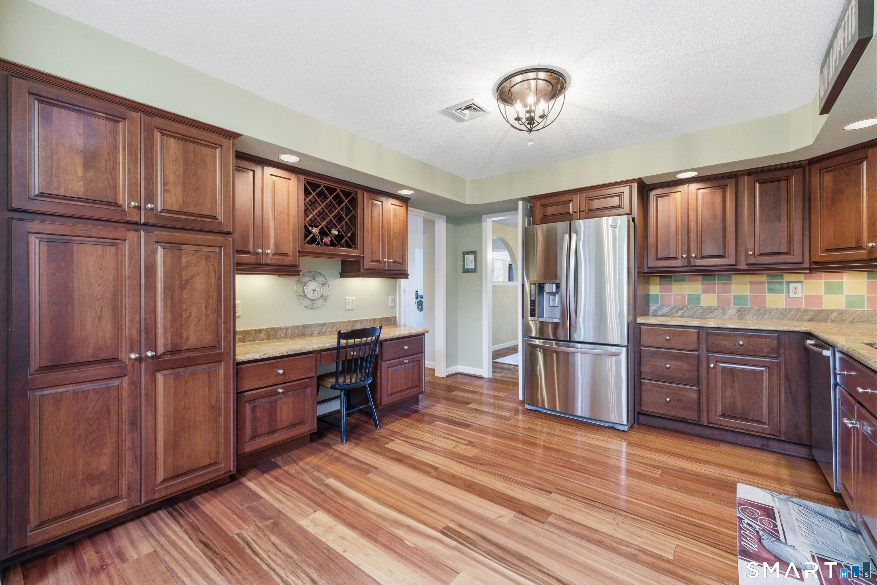 11 Saddle Ridge Bloomfield CT 06002