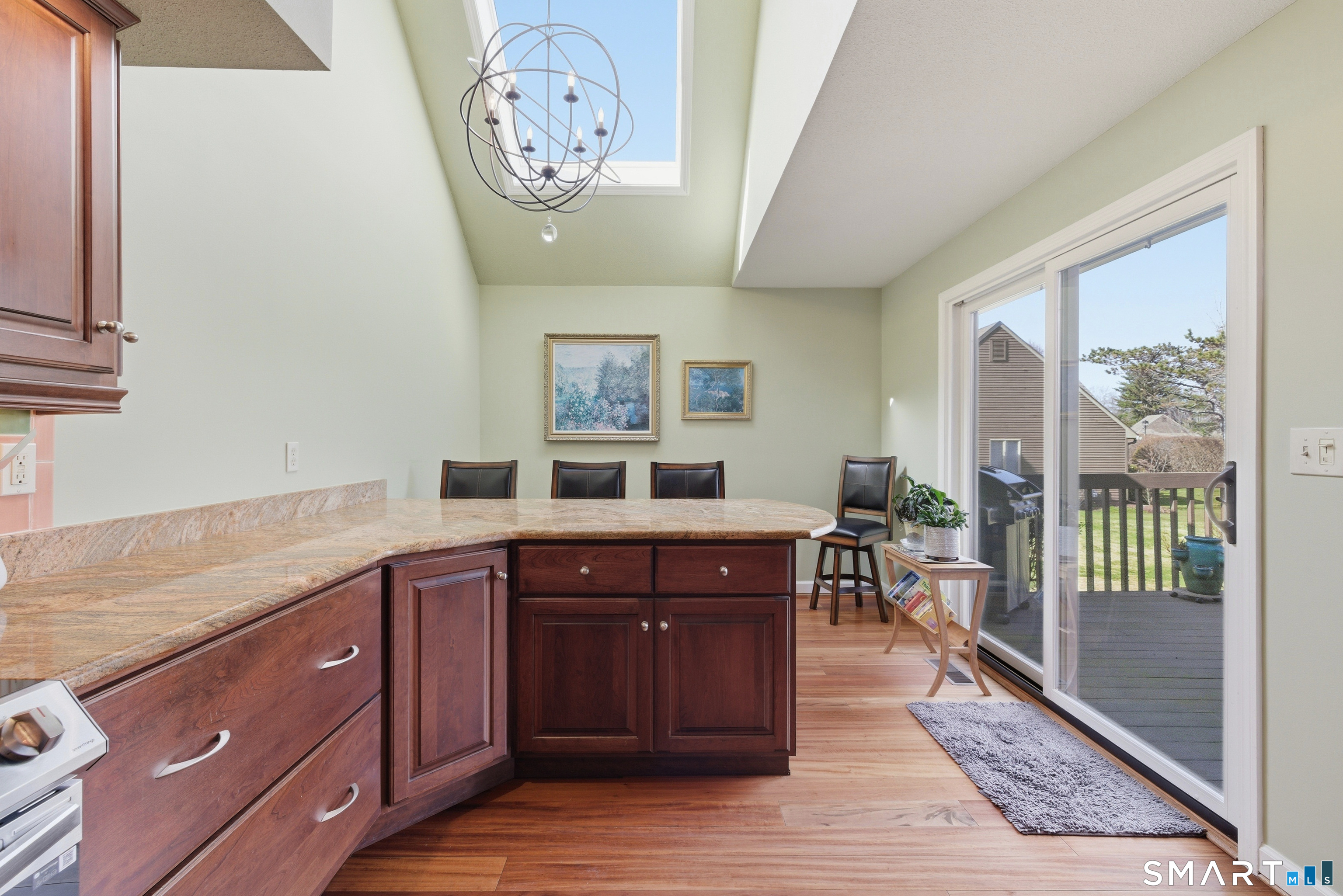11 Saddle Ridge Bloomfield CT 06002