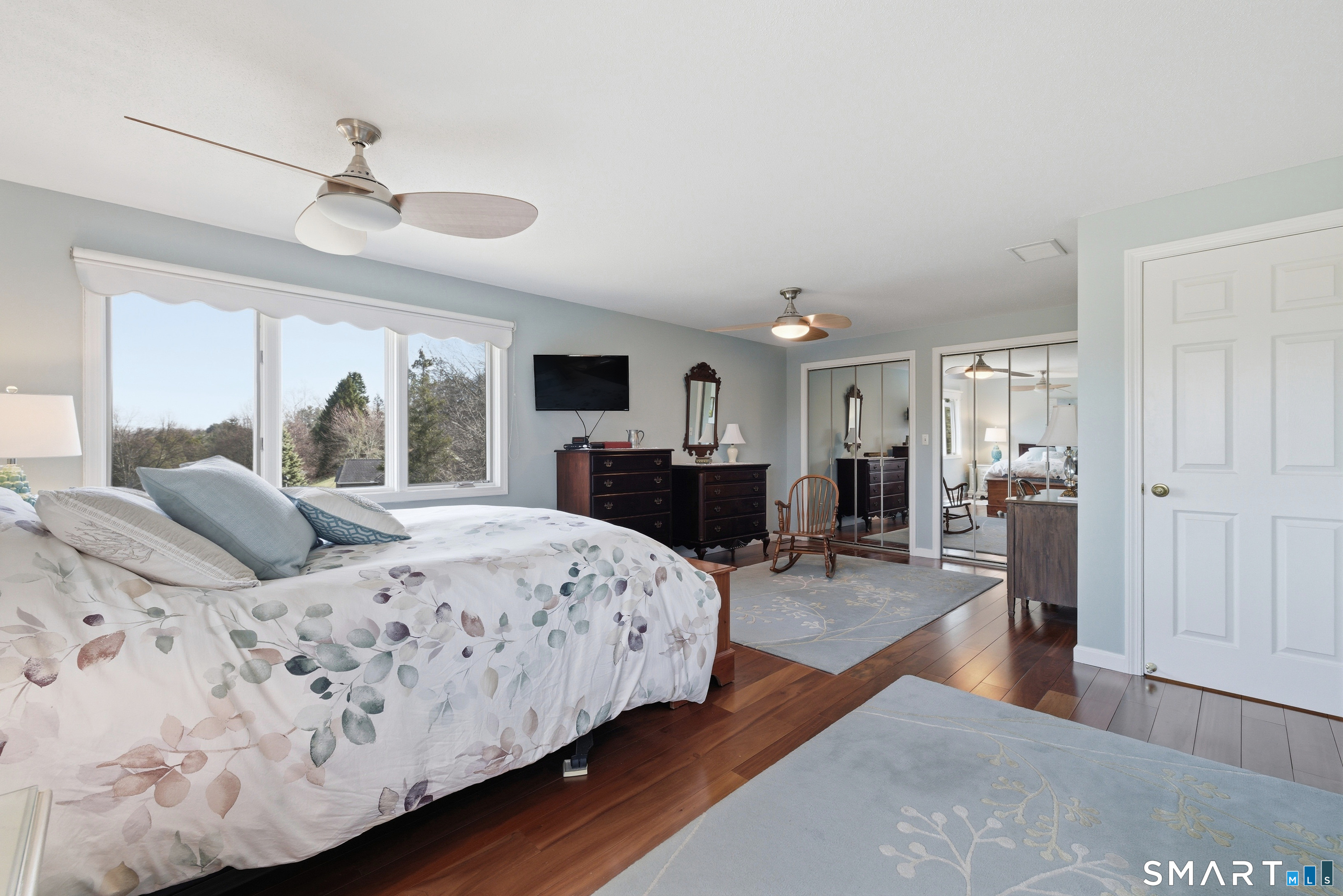 11 Saddle Ridge Bloomfield CT 06002