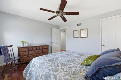 11 Saddle Ridge Bloomfield CT 06002