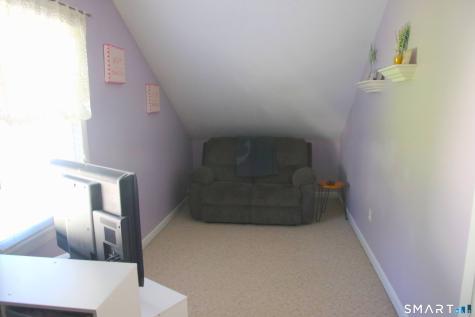 4 Parkwoods Drive Norwich CT 06360