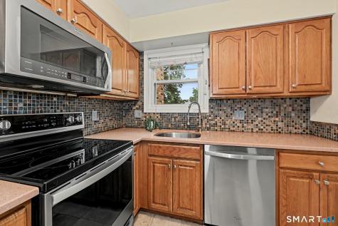 19 Colonial Road Stamford CT 06906
