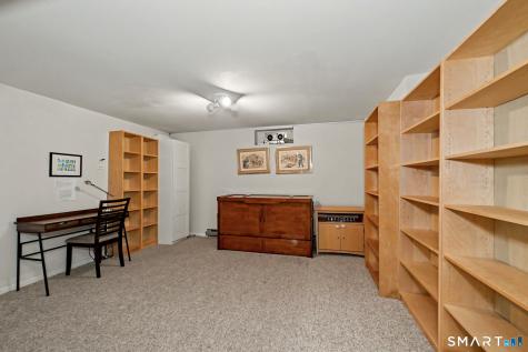 19 Colonial Road Stamford CT 06906