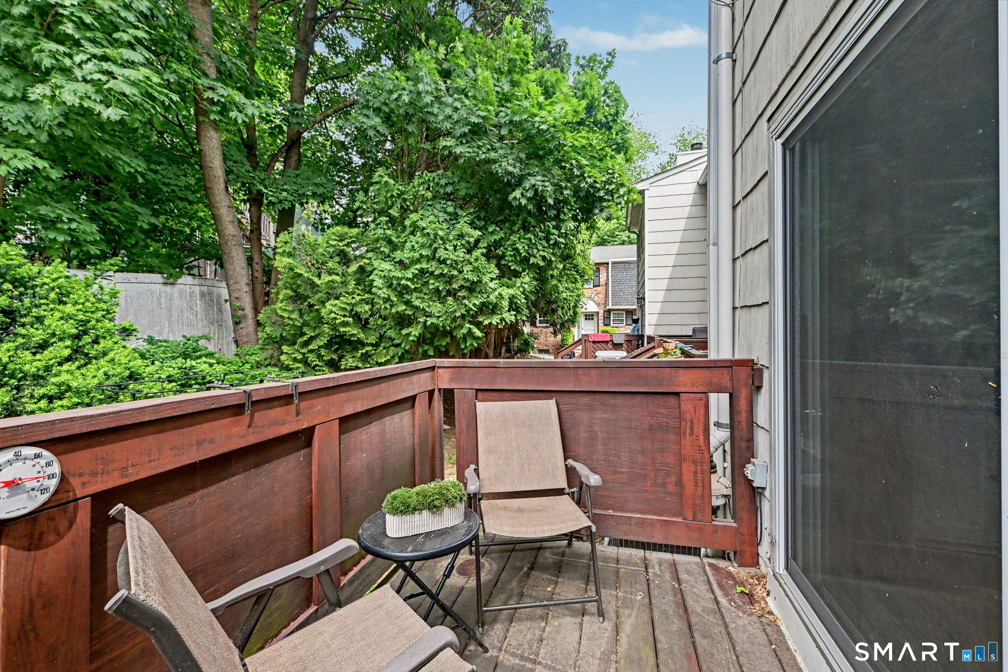 19 Colonial Road Stamford CT 06906