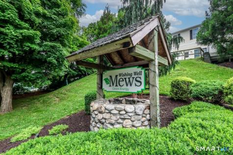 18 Wishing Well Lane New Milford CT 06776