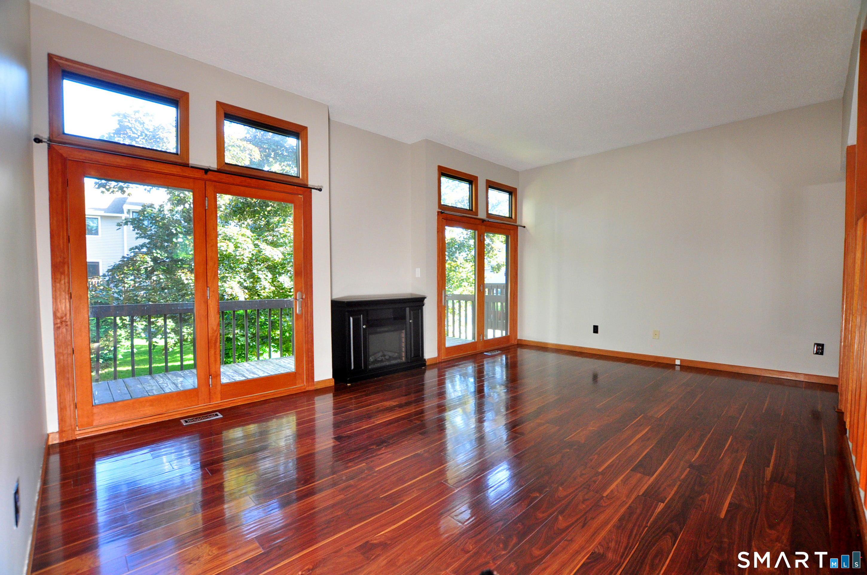 305 Mill Pond Drive South Windsor CT 06074