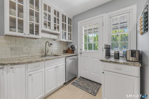 355 Sylvan Knoll Stamford CT 06902
