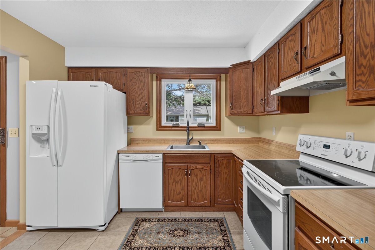 253 Carriage Drive Southington CT 06489