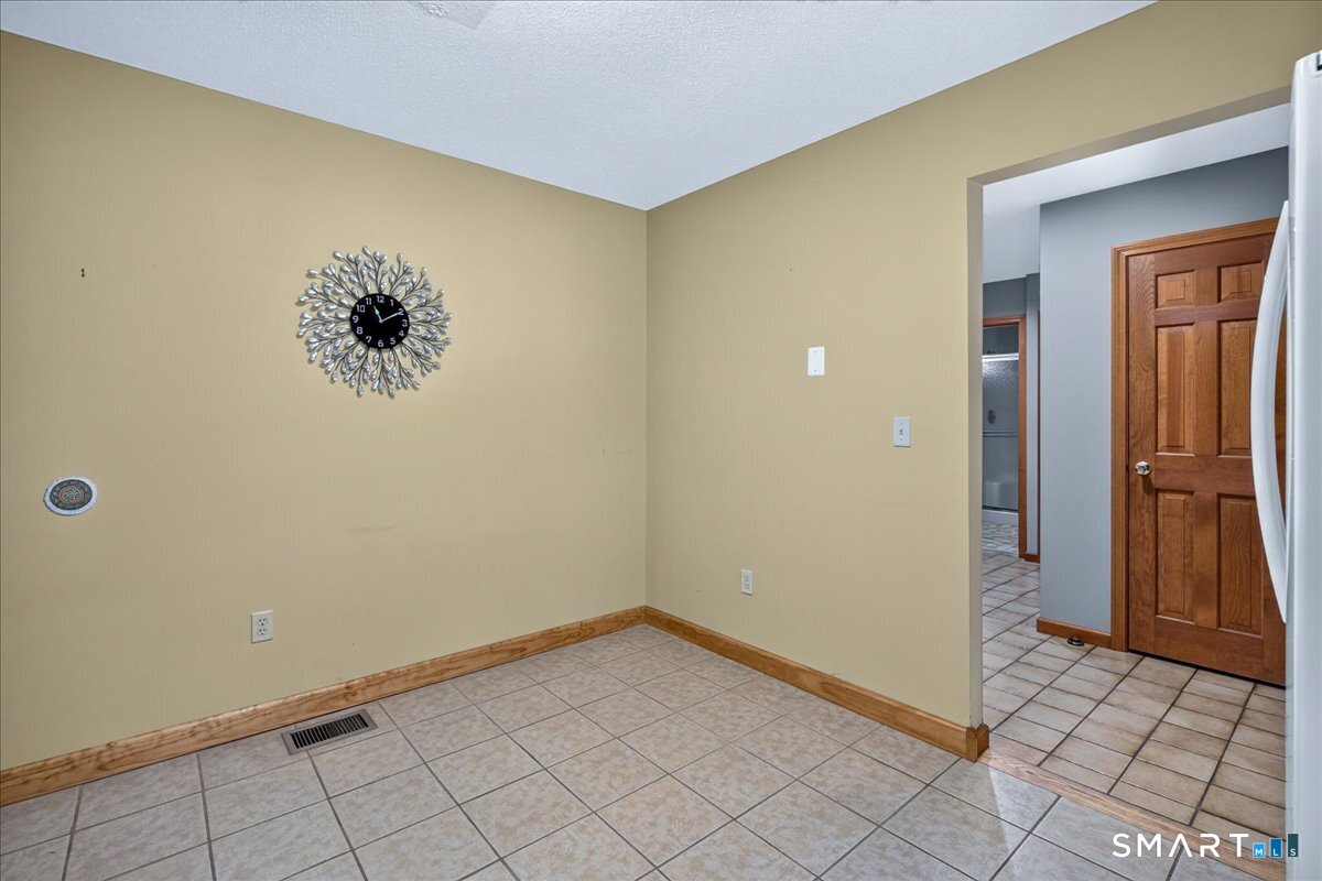 253 Carriage Drive Southington CT 06489