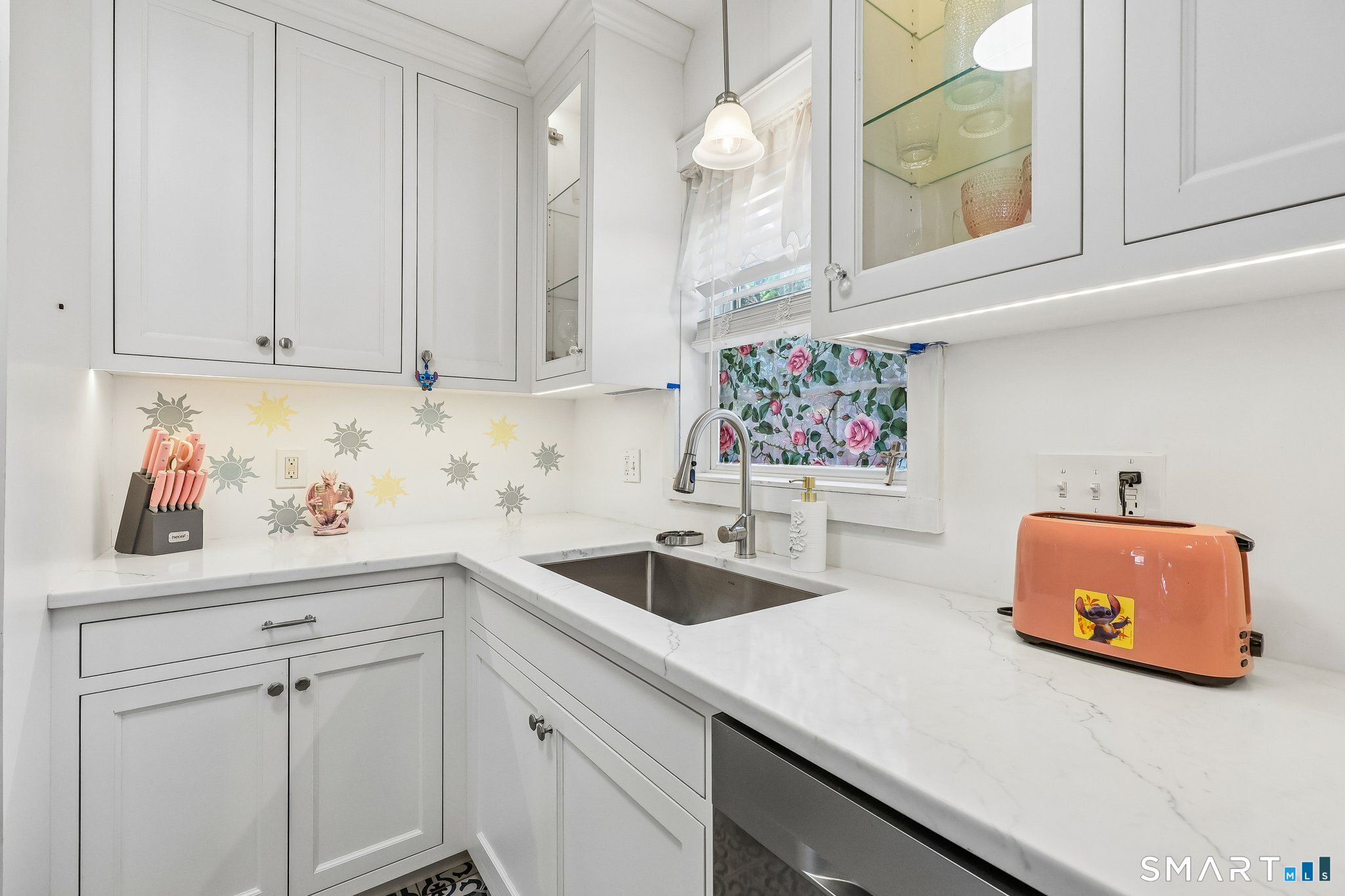 44 Salem Walk Milford CT 06460