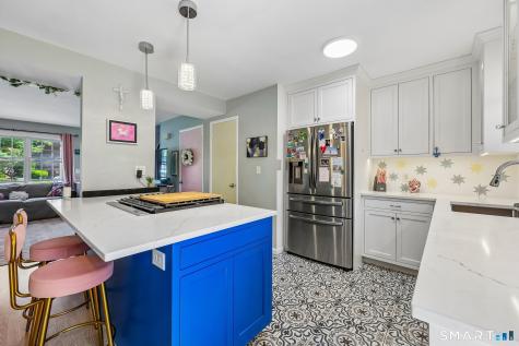 44 Salem Walk Milford CT 06460