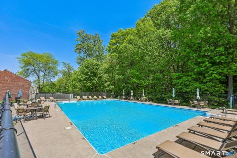44 Salem Walk Milford CT 06460