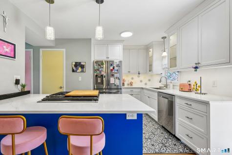 44 Salem Walk Milford CT 06460