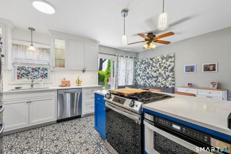 44 Salem Walk Milford CT 06460