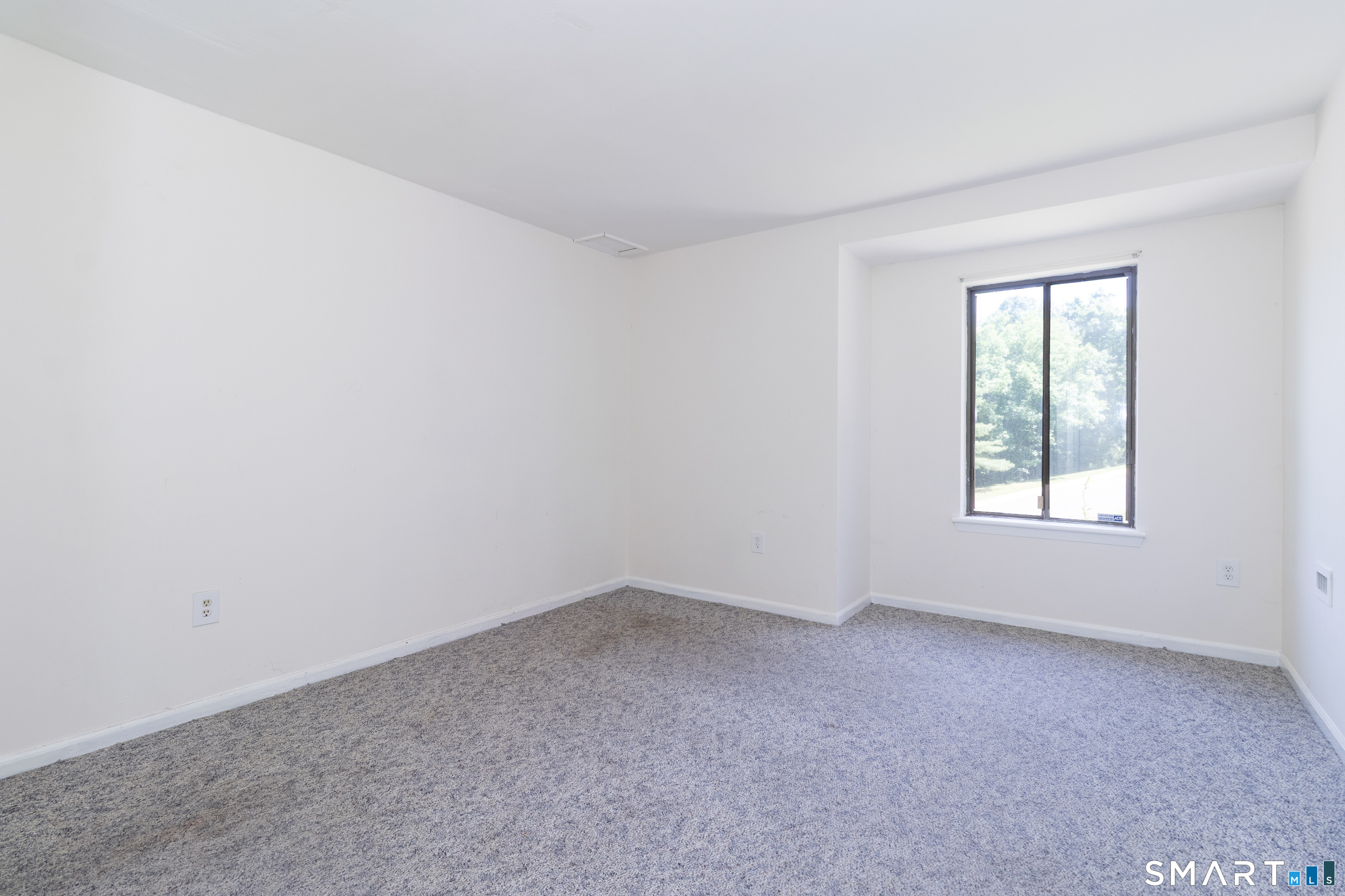 175 Mill Pond Road Hamden CT 06514