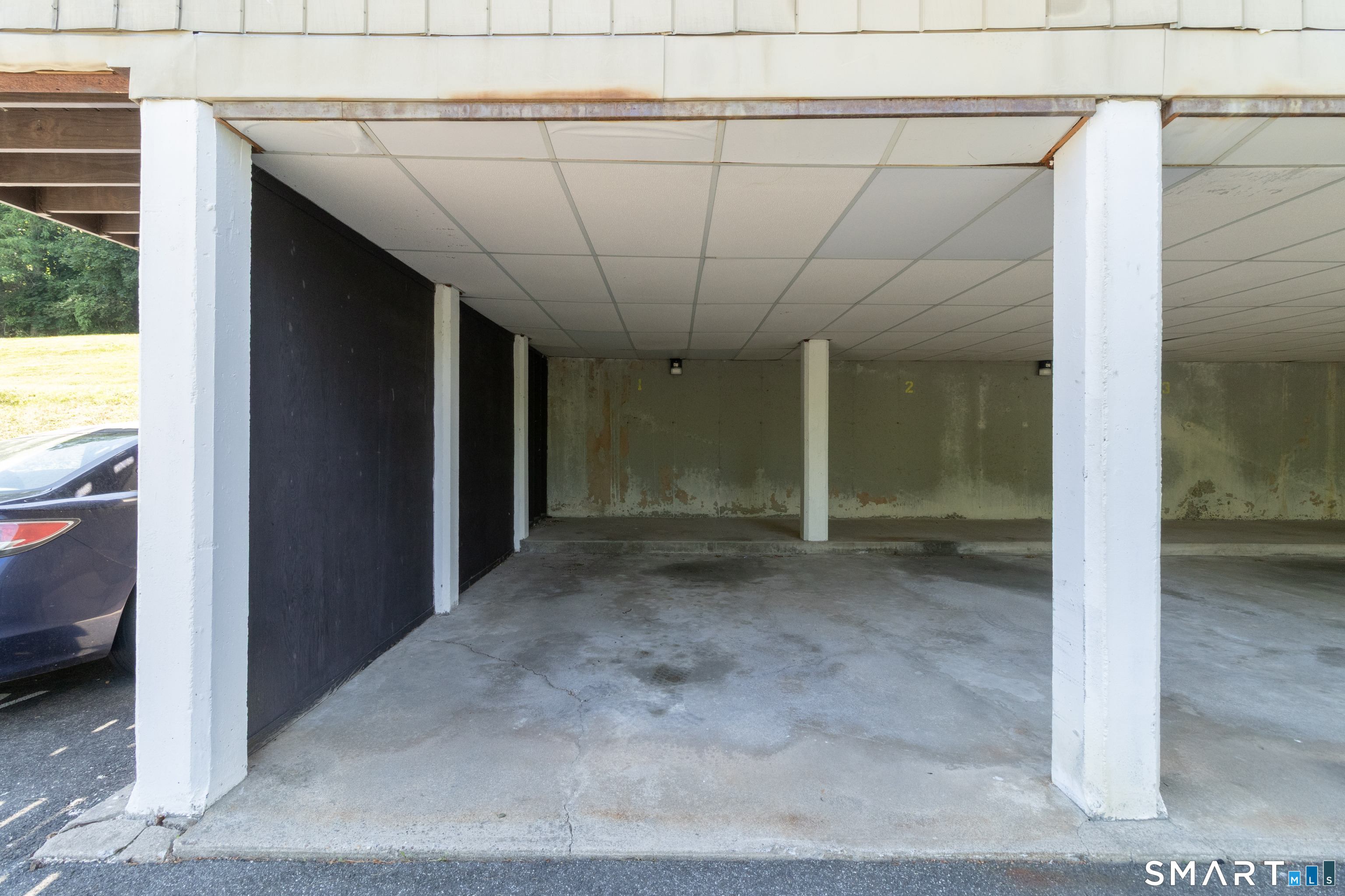 175 Mill Pond Road Hamden CT 06514