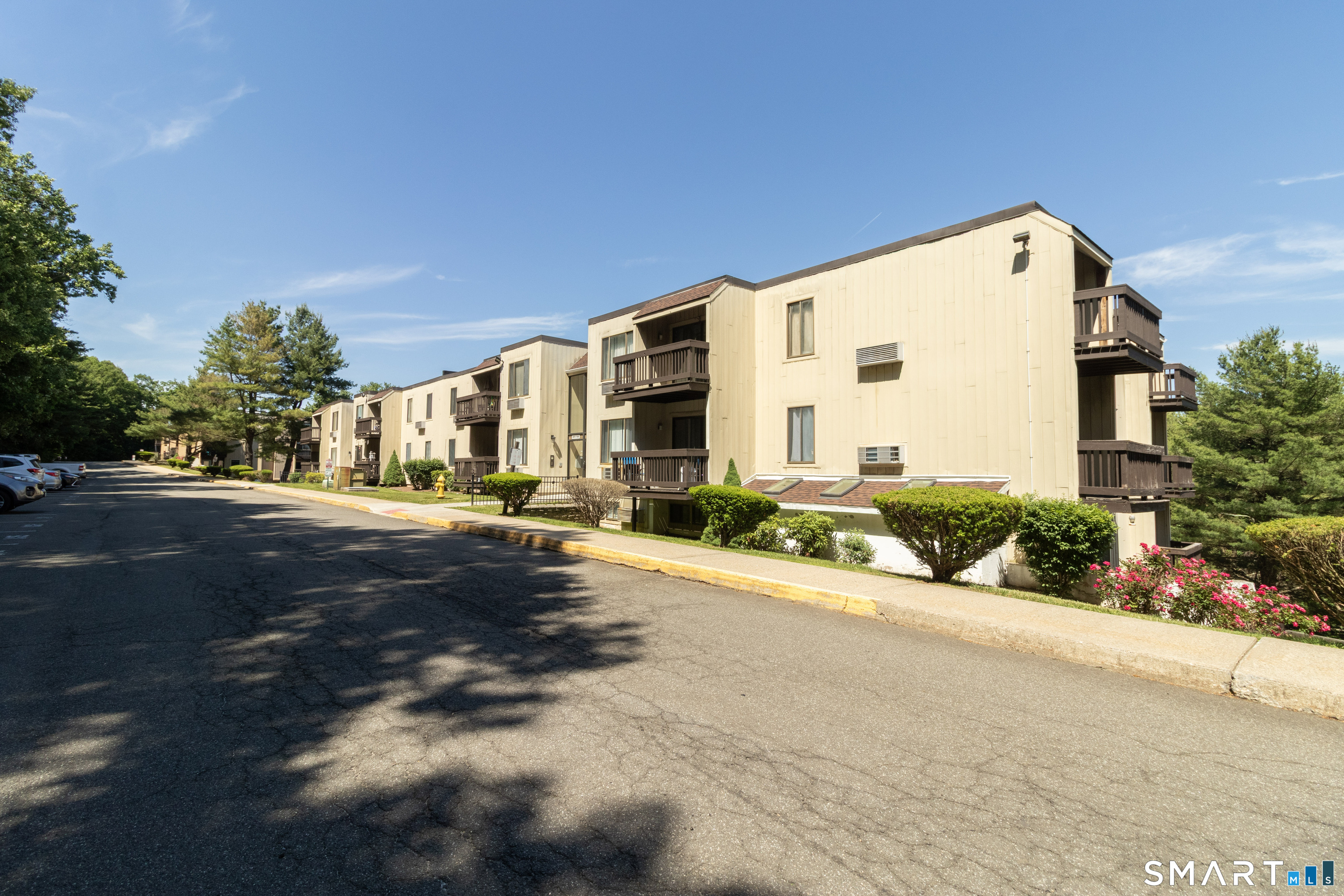 175 Mill Pond Road Hamden CT 06514