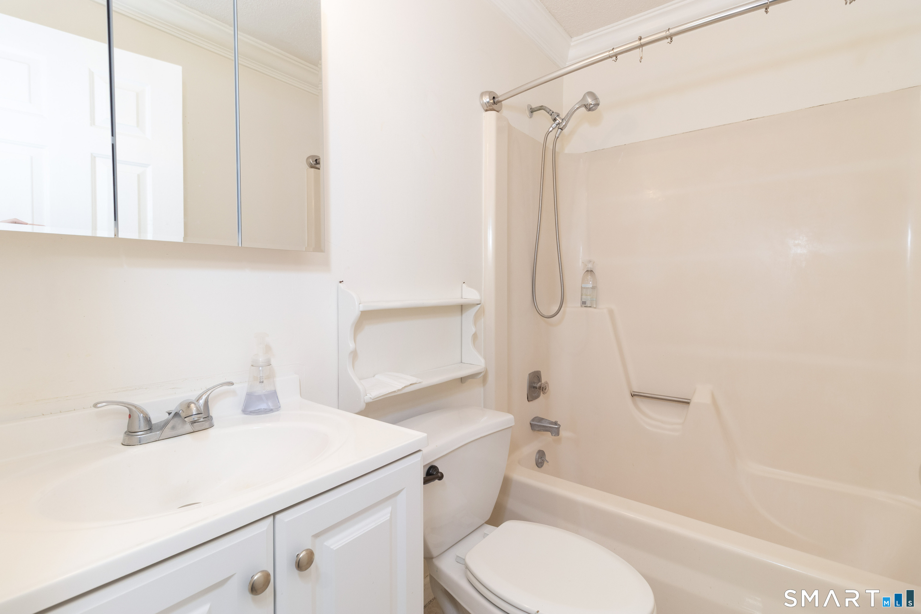 175 Mill Pond Road Hamden CT 06514
