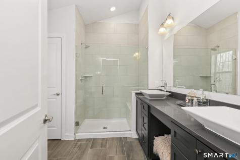 131 Winding Ridge Way Danbury CT 06810