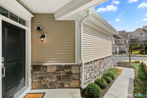 131 Winding Ridge Way Danbury CT 06810