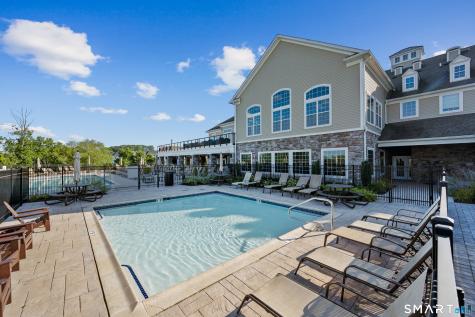 131 Winding Ridge Way Danbury CT 06810