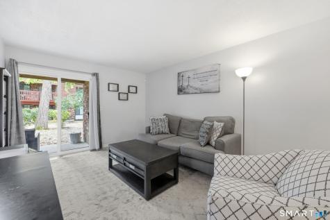 35 Woodsedge Drive Newington CT 06111