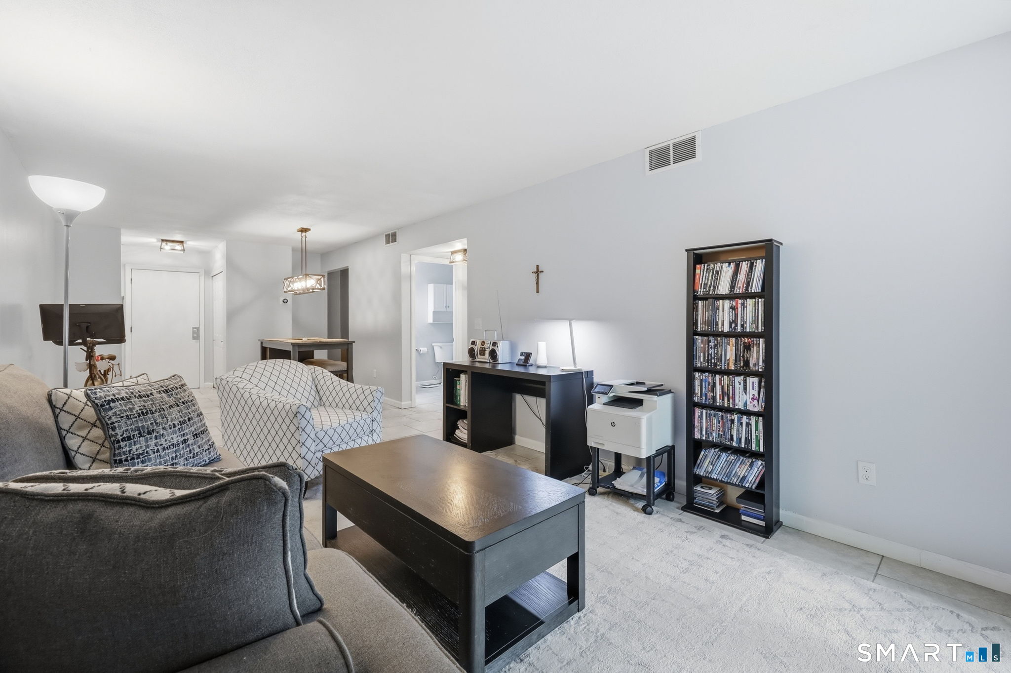 35 Woodsedge Drive Newington CT 06111