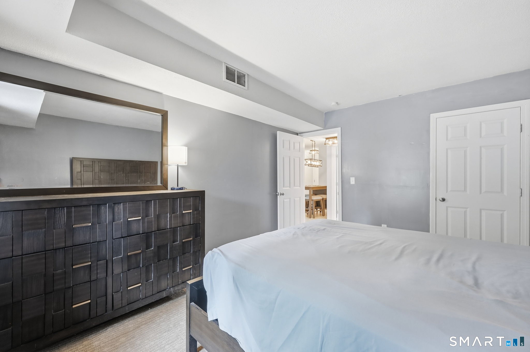 35 Woodsedge Drive Newington CT 06111