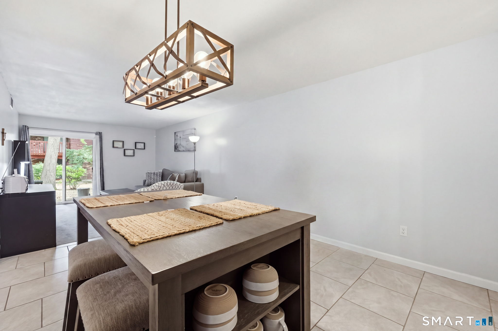 35 Woodsedge Drive Newington CT 06111