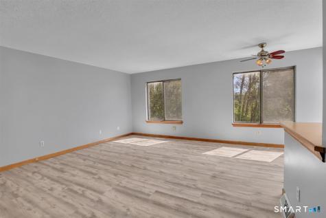 14 Staffordshire Common Drive Wallingford CT 06492