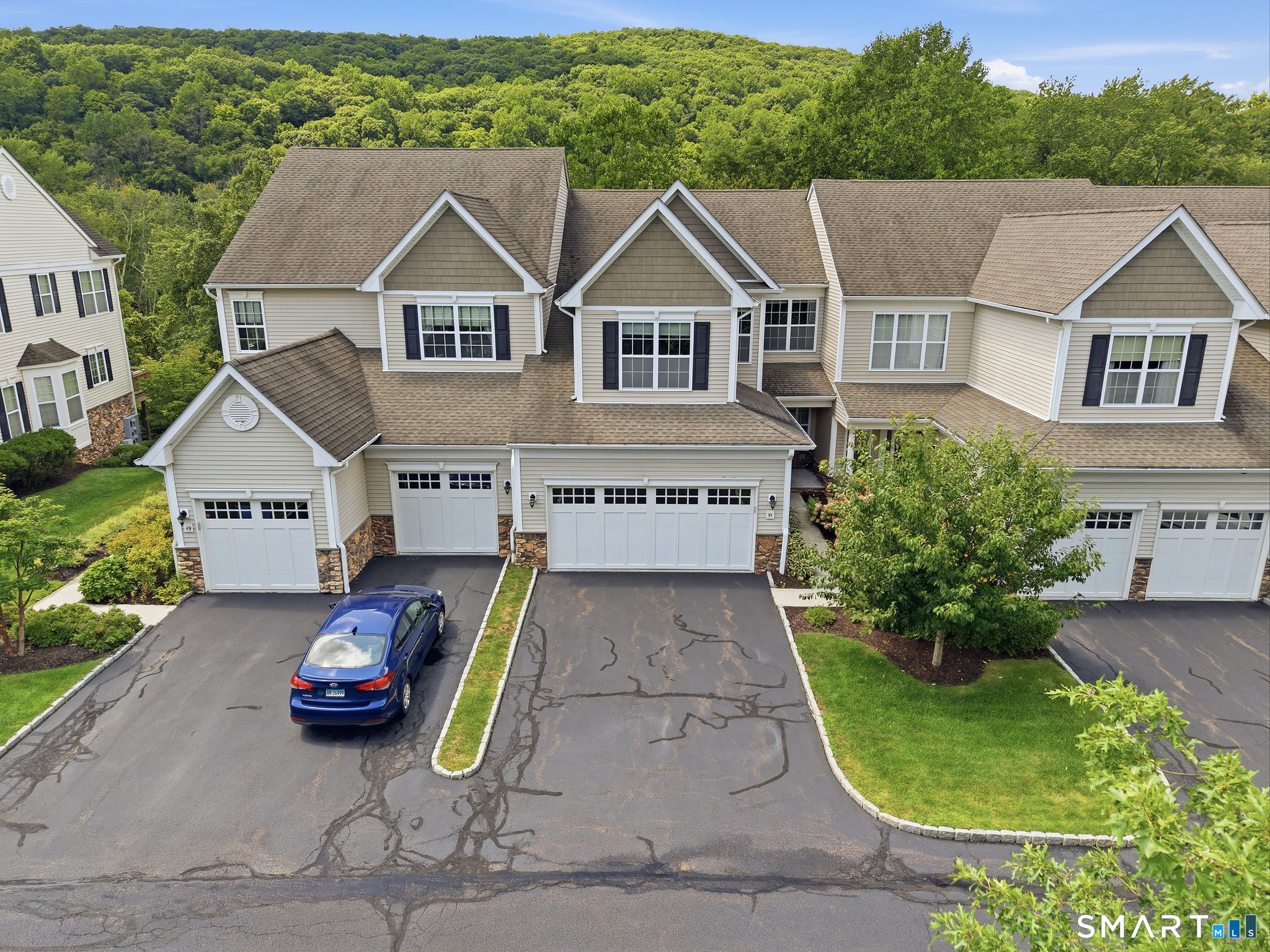 51 Hidden Brook Trail Bethel CT 06801