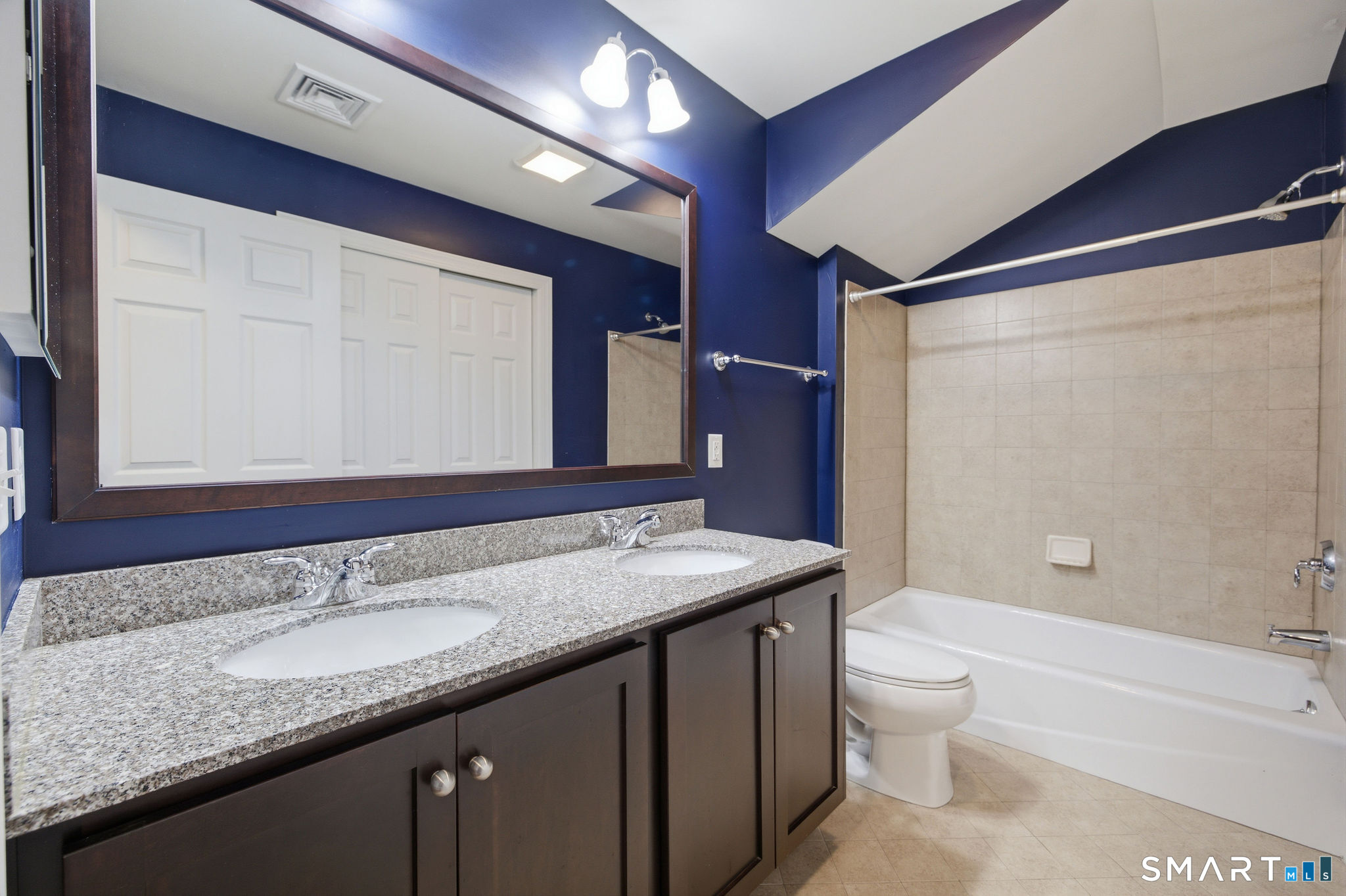 51 Hidden Brook Trail Bethel CT 06801