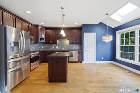 51 Hidden Brook Trail Bethel CT 06801
