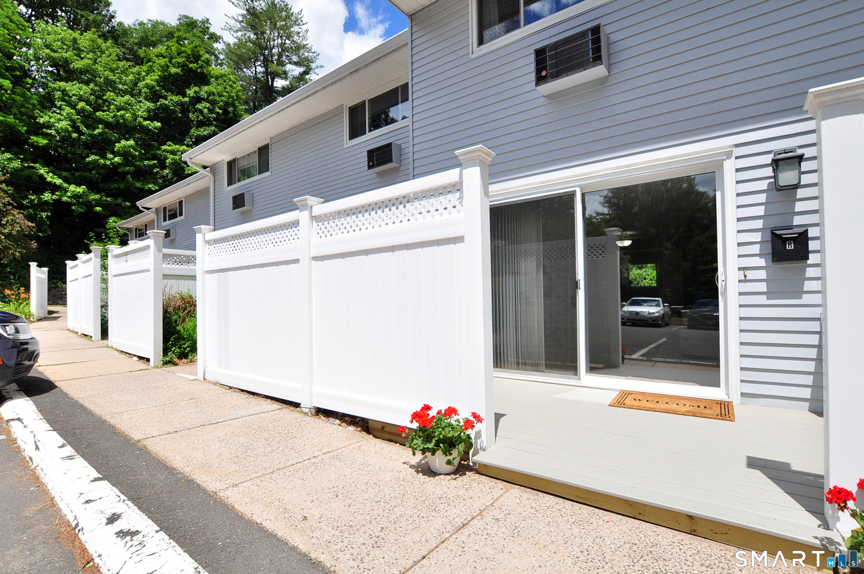 10 Massaco Street Simsbury CT 06070