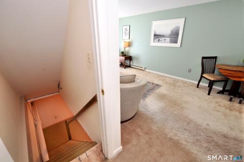 10 Massaco Street Simsbury CT 06070