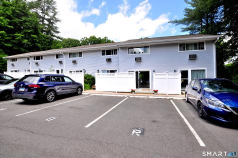 10 Massaco Street Simsbury CT 06070