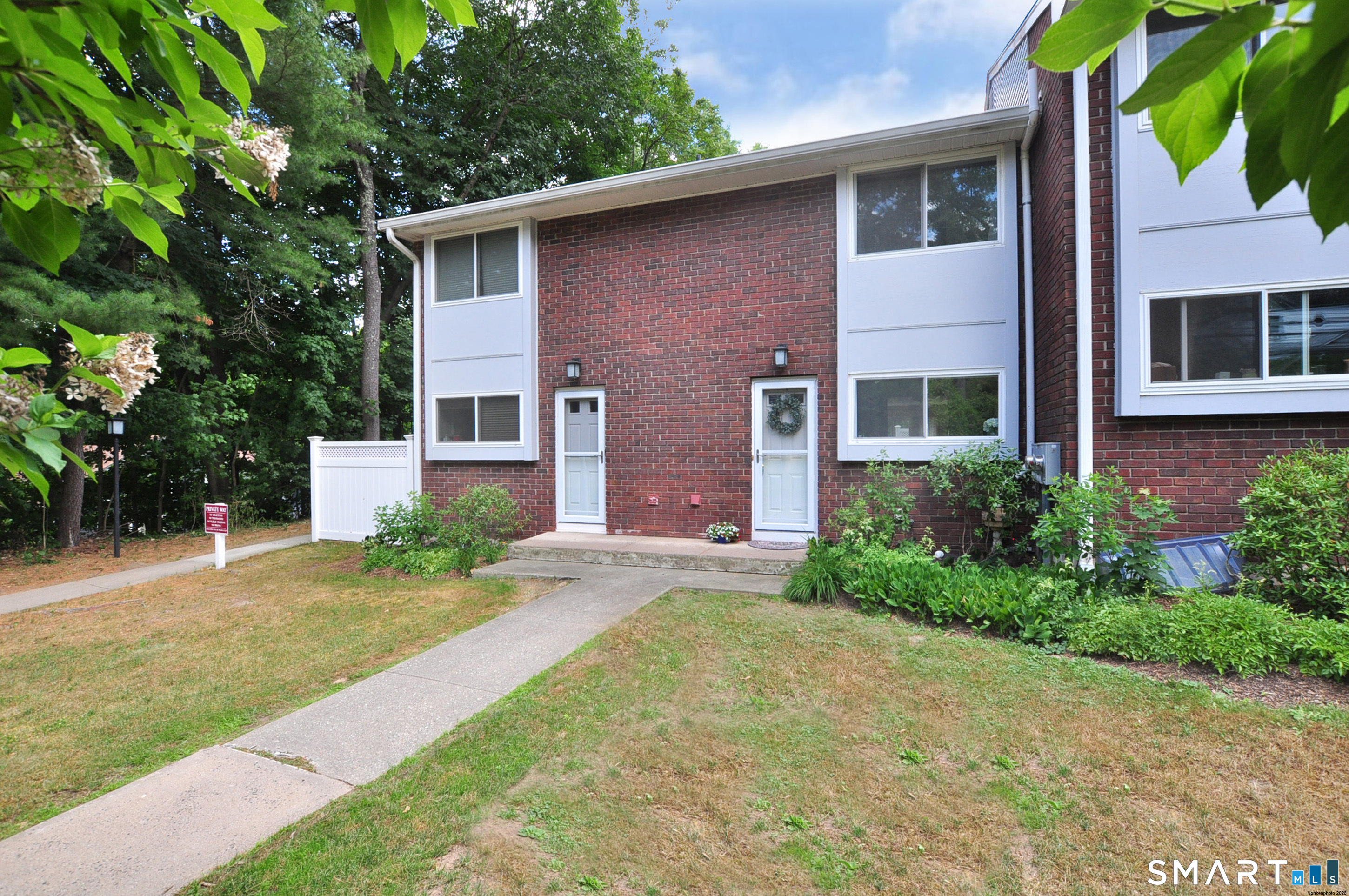 10 Massaco Street Simsbury CT 06070