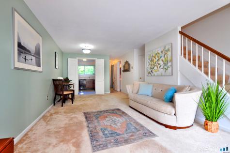 10 Massaco Street Simsbury CT 06070