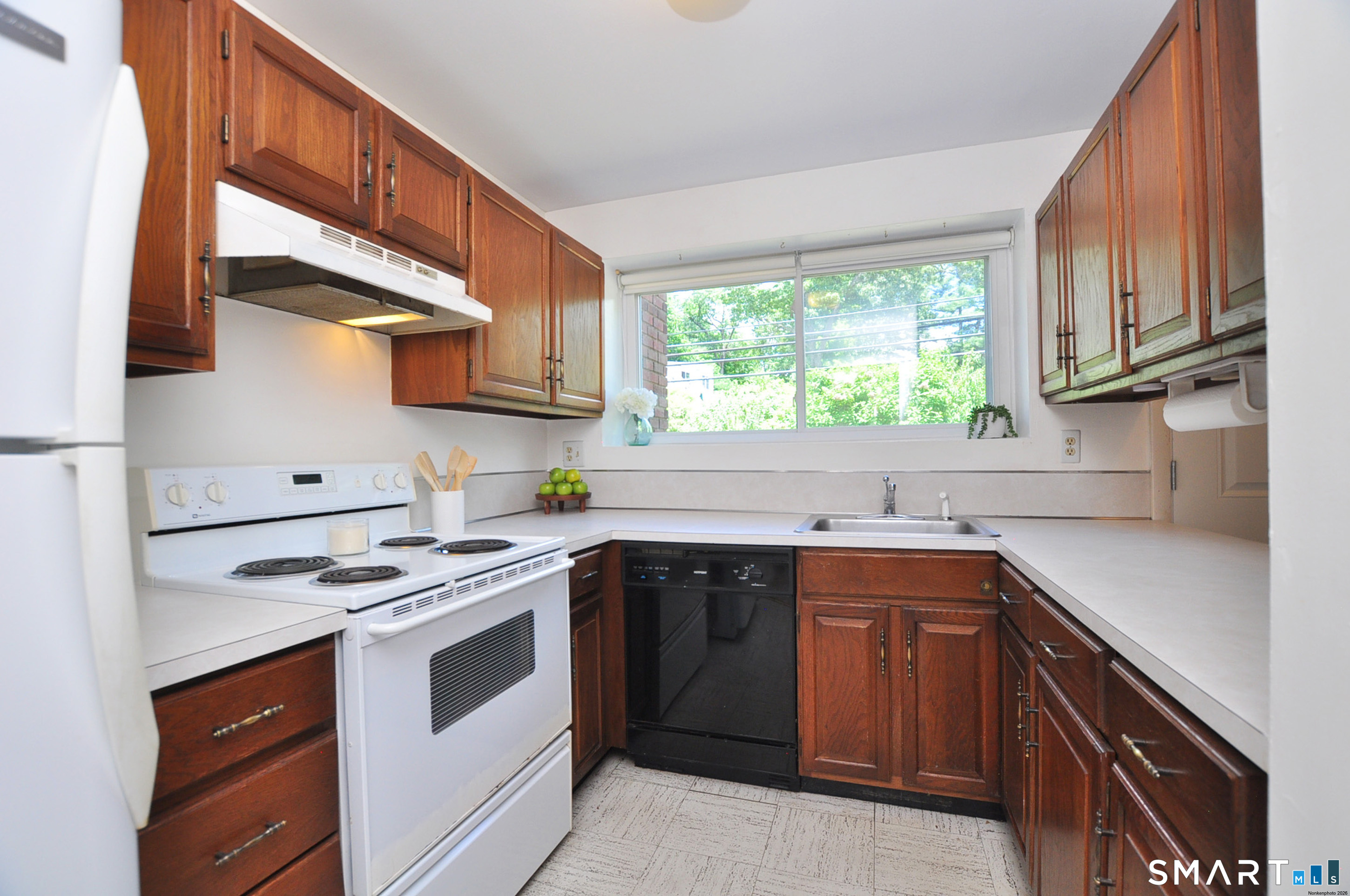10 Massaco Street Simsbury CT 06070