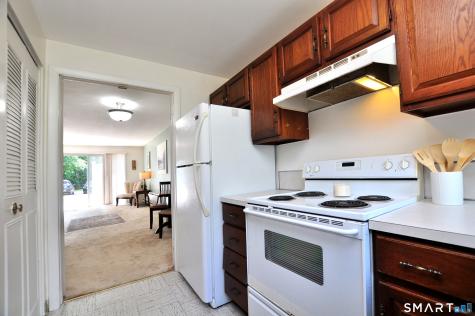 10 Massaco Street Simsbury CT 06070