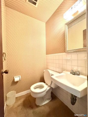 39 Woodway Road Stamford CT 06907
