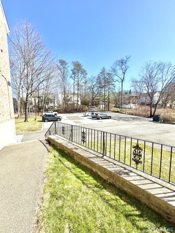 39 Woodway Road Stamford CT 06907
