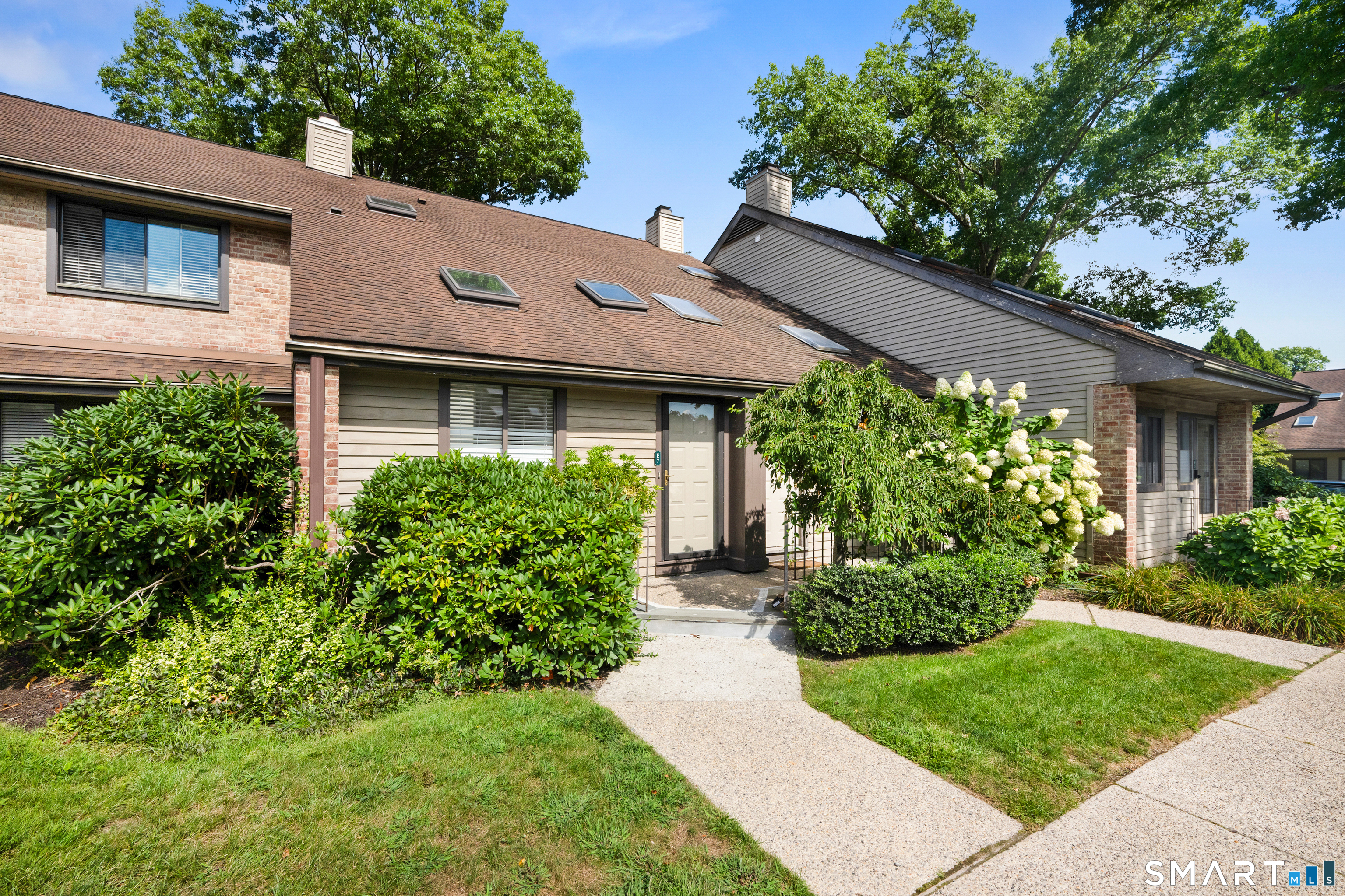 2437 Bedford Street Stamford CT 06905