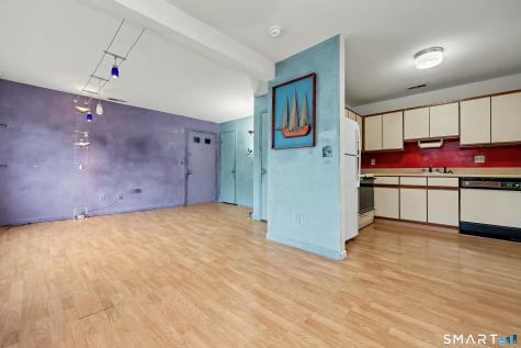 42 Glenwood Avenue Norwalk CT 06854