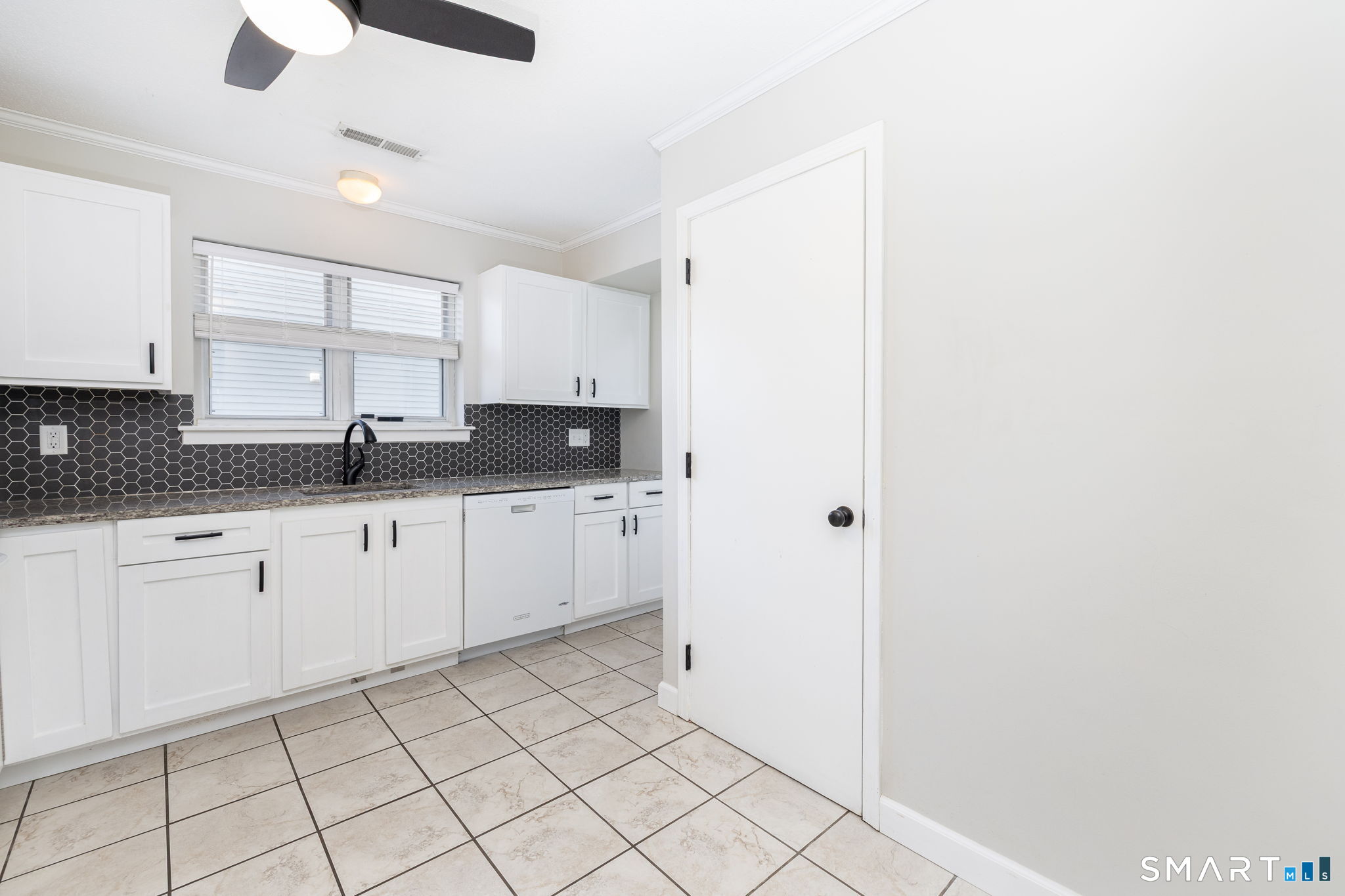 402 Mariners Walk Milford CT 06460