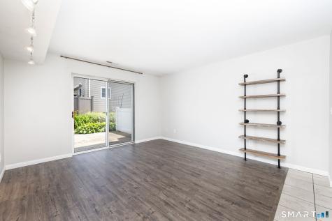 402 Mariners Walk Milford CT 06460